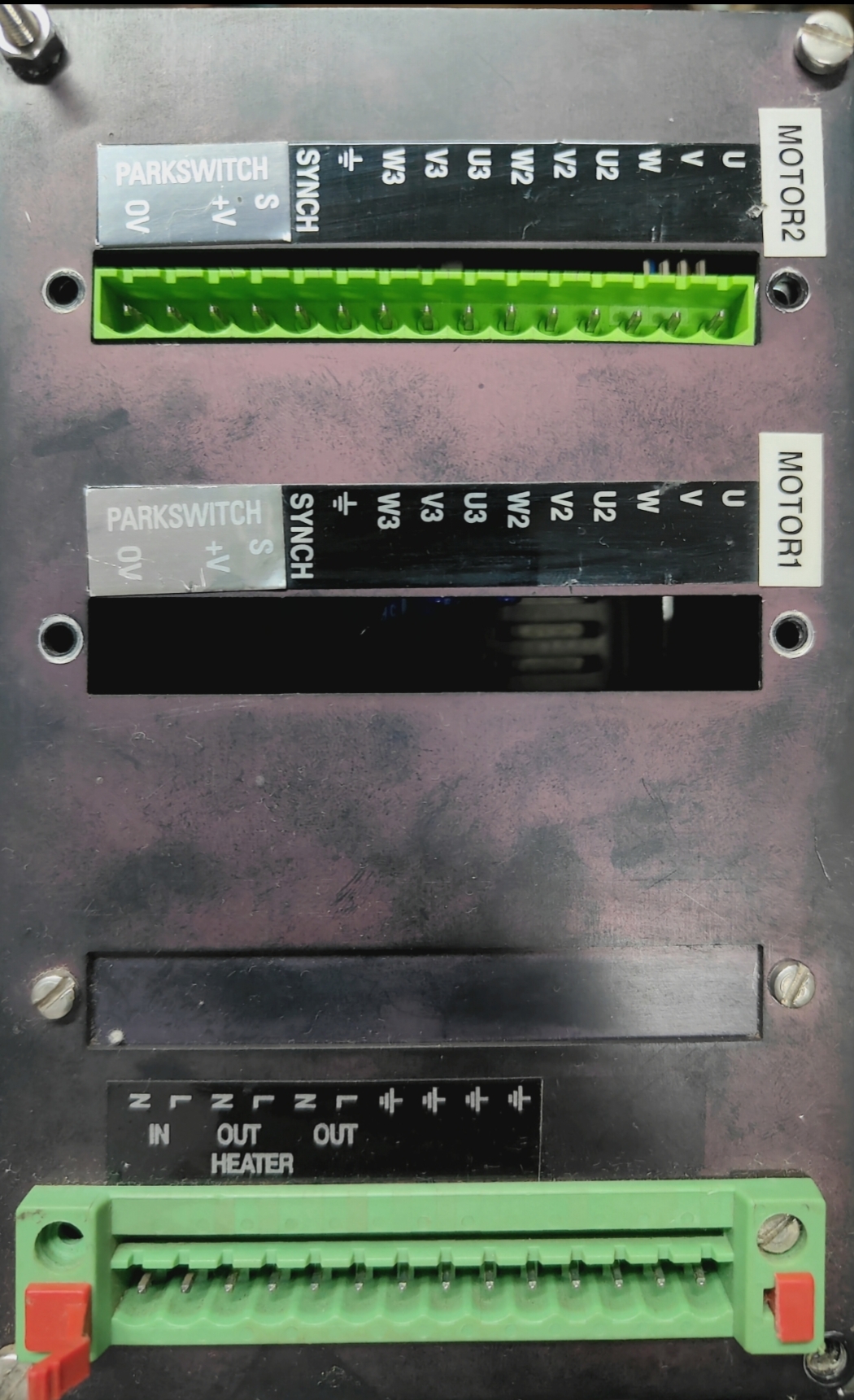 DC POWER SUPPLY FITTED DO NOT CONNECT TO AN EXTERNAL 24V DC SUPPLY - Image 2